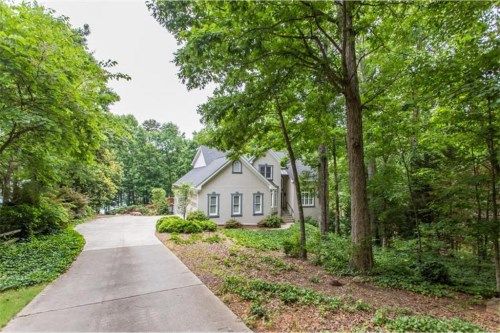 9335 Mainsail Drive, Gainesville, GA 30506