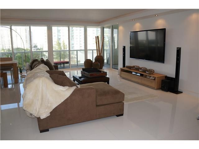 1800 S Ocean Dr # 510, Hallandale, FL 33009