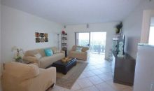 4200 Hillcrest Dr # 804 Hollywood, FL 33021