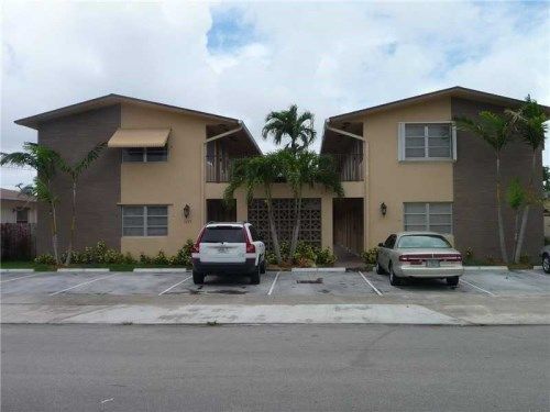 1733 Mayo St # 14, Hollywood, FL 33020