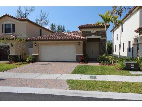 3518 W 86th Ter, Hialeah, FL 33018