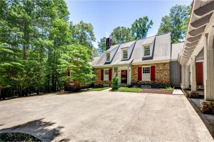 110 Manor Ridge Drive, Woodstock, GA 30188