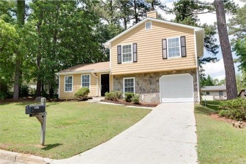 5580 Emerald Glen, Stone Mountain, GA 30088