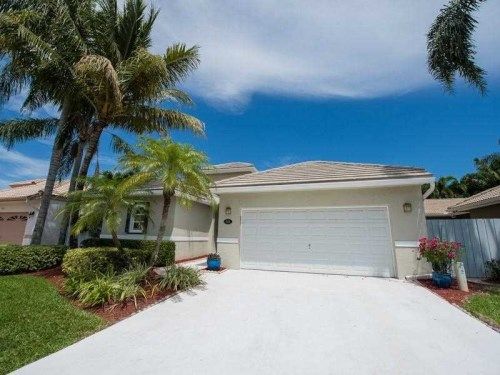 168 Orange Dr, Boynton Beach, FL 33436