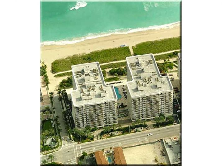 9559 Collins Ave # 209, Miami Beach, FL 33154