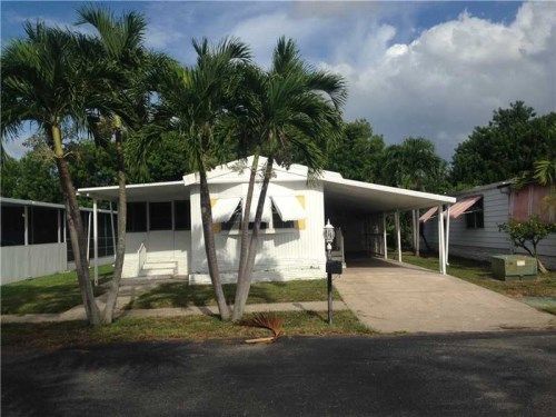 5211 NW 4TH TE, Pompano Beach, FL 33064