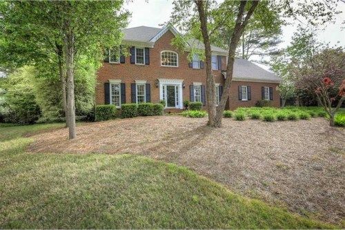 215 Dapplegate Way, Alpharetta, GA 30022