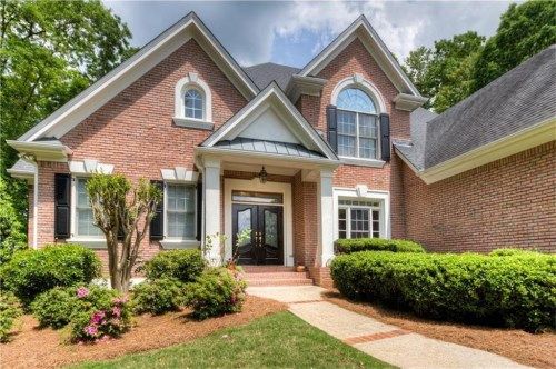 910 Laurel Oaks Court, Alpharetta, GA 30004