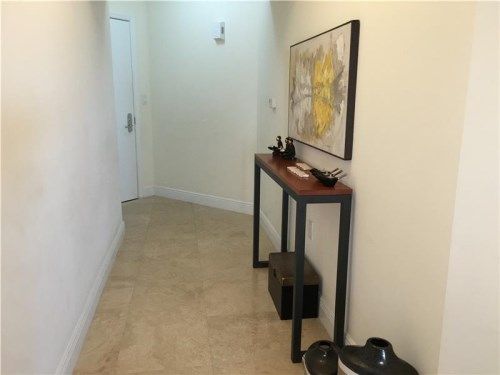 20000 E Country Club Dr # 616, Miami, FL 33180