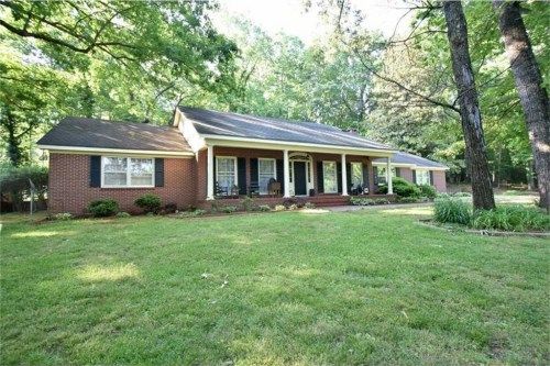 9413 Davis Street, Braselton, GA 30517