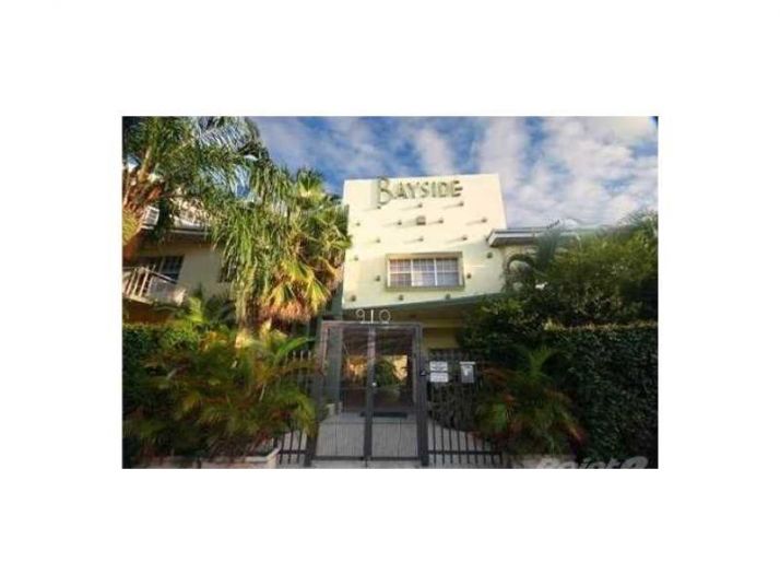 910 BAY DR APT 26 # 26, Miami Beach, FL 33141