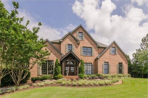 280 Settindown Court, Roswell, GA 30075