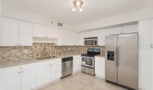 3500 Mystic Pointe Dr # 2502 Miami, FL 33180