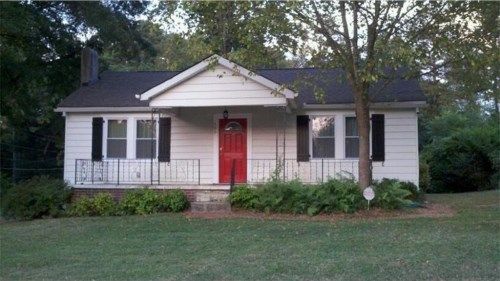 199 N Highland Avenue, Dallas, GA 30132