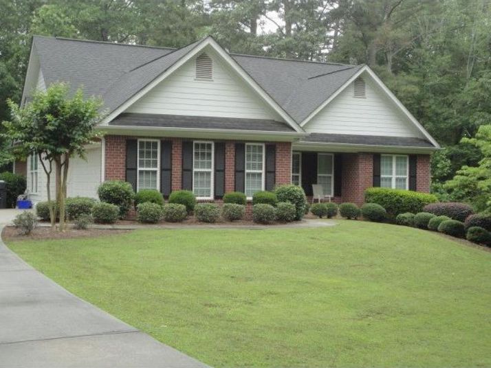 1249 Janmar Road, Snellville, GA 30078