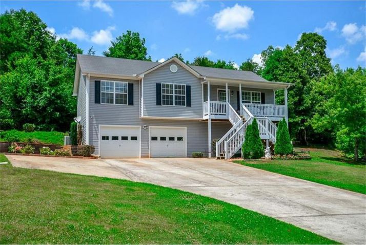 201 Dogwood Glen Drive, Aragon, GA 30104