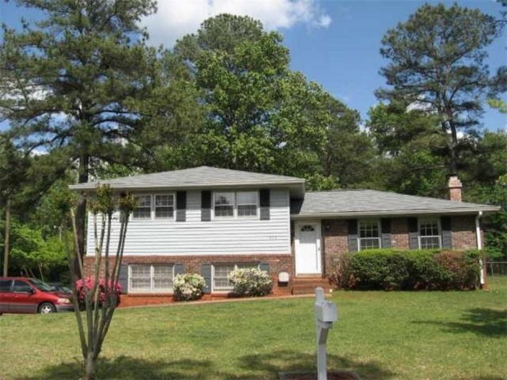 3713 Briarcliff Drive, Douglasville, GA 30135