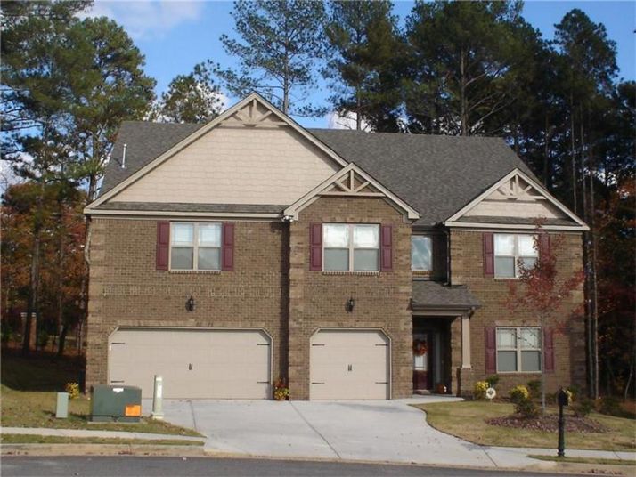 101 Shimmering Waters Lane, Fayetteville, GA 30214