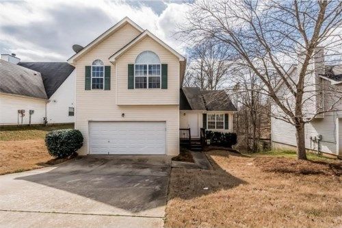 3275 N Winds Trail, Douglasville, GA 30135