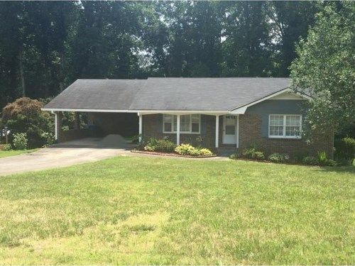 5656 Bob White Circle Nw, Lilburn, GA 30047