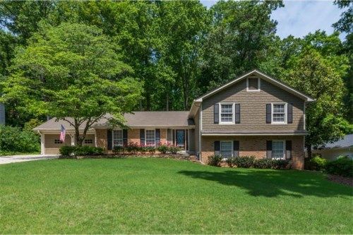 40 Brandon Ridge Drive, Atlanta, GA 30328