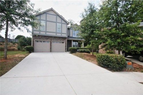 2128 Newbury Oaks Drive, Lawrenceville, GA 30044