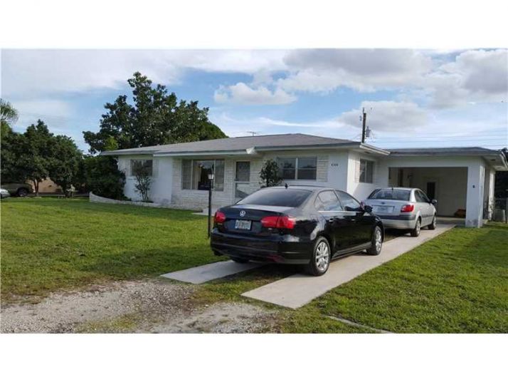 6308 Rodman, Hollywood, FL 33023