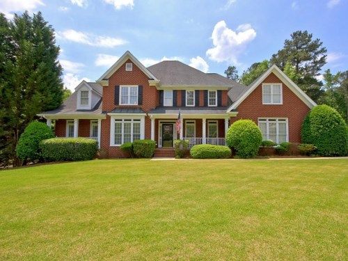 350 Emerald Lake Drive, Fayetteville, GA 30215