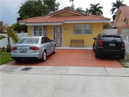 11400 NW 87th Ct, Hialeah, FL 33018