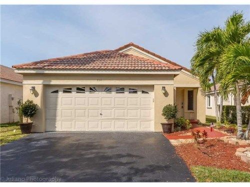 474 Talavera Rd, Fort Lauderdale, FL 33326