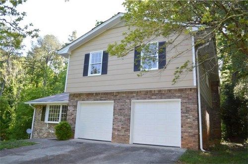 324 Shelton Woods Court, Stone Mountain, GA 30088