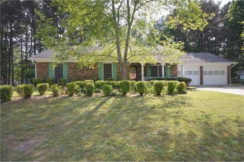 3657 Fernbrook Drive, Snellville, GA 30039