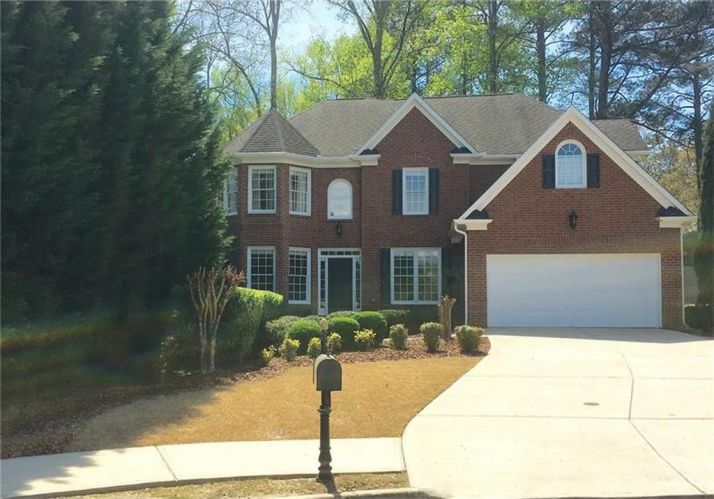 135 Lynwood Drive, Roswell, GA 30075