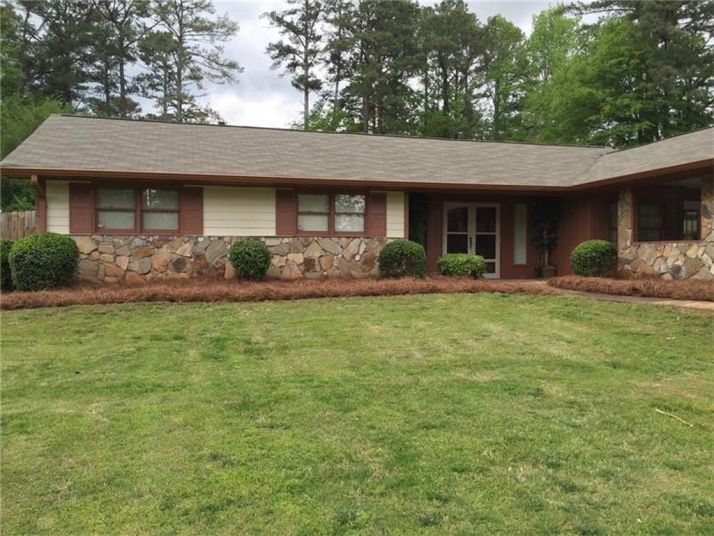 4541 Lucerne Valley Road, Lilburn, GA 30047