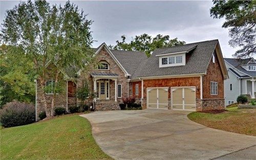 51 York Shores Lane, Hartwell, GA 30643