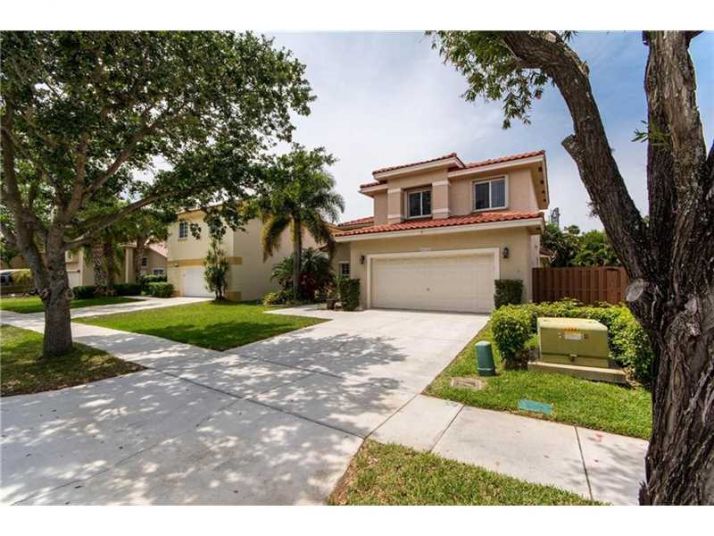 14731 Vista Verdi Rd, Fort Lauderdale, FL 33325