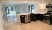 205 Lakeview Dr # 104 Fort Lauderdale, FL 33326