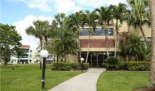 230 Lakeview Dr # 111 Fort Lauderdale, FL 33326