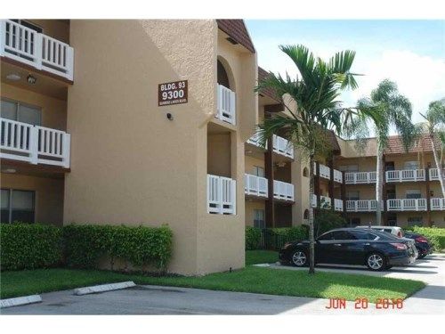 9300 Sunrise Lakes Blvd # 205, Fort Lauderdale, FL 33322