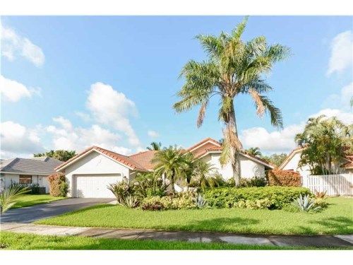 14480 Hickory Ct, Fort Lauderdale, FL 33325