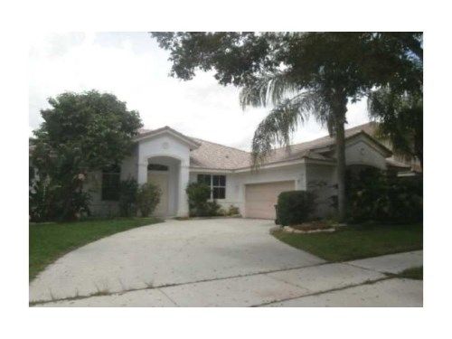 3886 Crestwood Cir, Fort Lauderdale, FL 33331