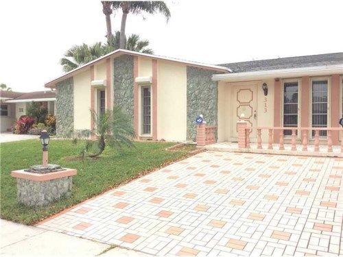 313 SE 5th, Dania, FL 33004