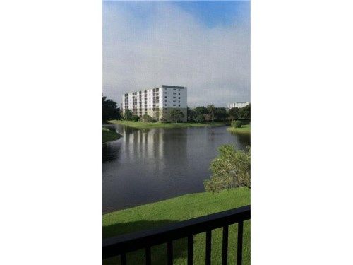 2226 N Cypress Bend Dr # 301, Pompano Beach, FL 33069