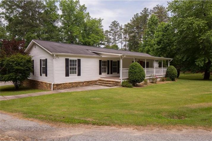 2115 Chandler Road, Grayson, GA 30017