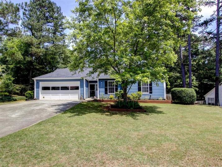 5039 River Rock Way, Woodstock, GA 30188