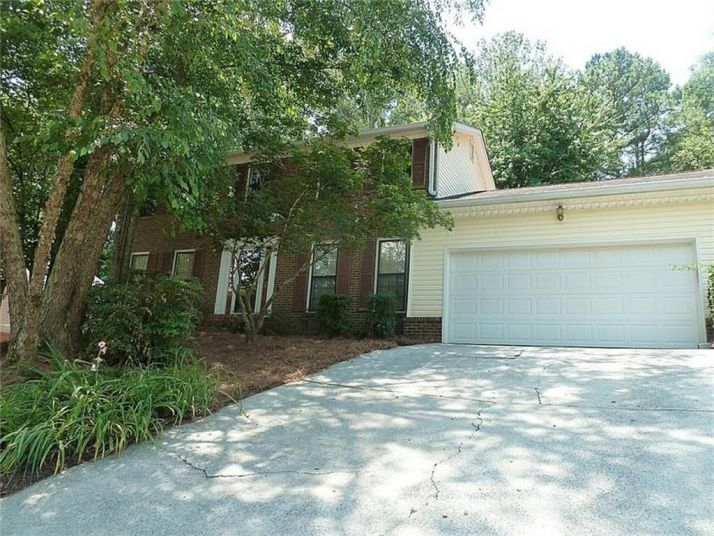 1017 Saybrook Circle, Lilburn, GA 30047