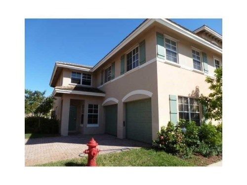 1996 NE 5th St, Boynton Beach, FL 33435