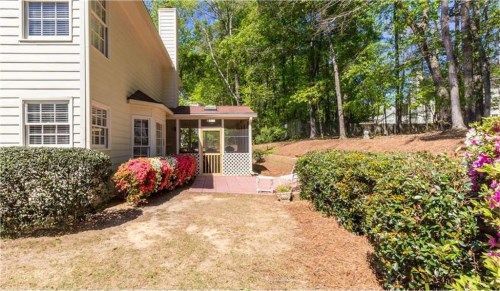 231 Red Oak Lane, Alpharetta, GA 30009