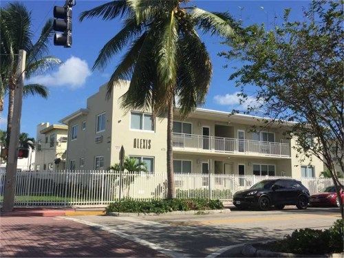 625 77th St # 4, Miami Beach, FL 33141