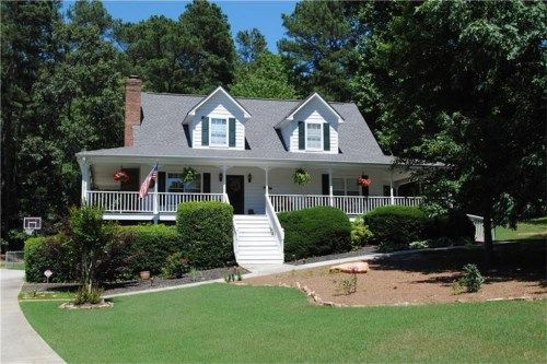 2440 Emerald Drive, Loganville, GA 30052